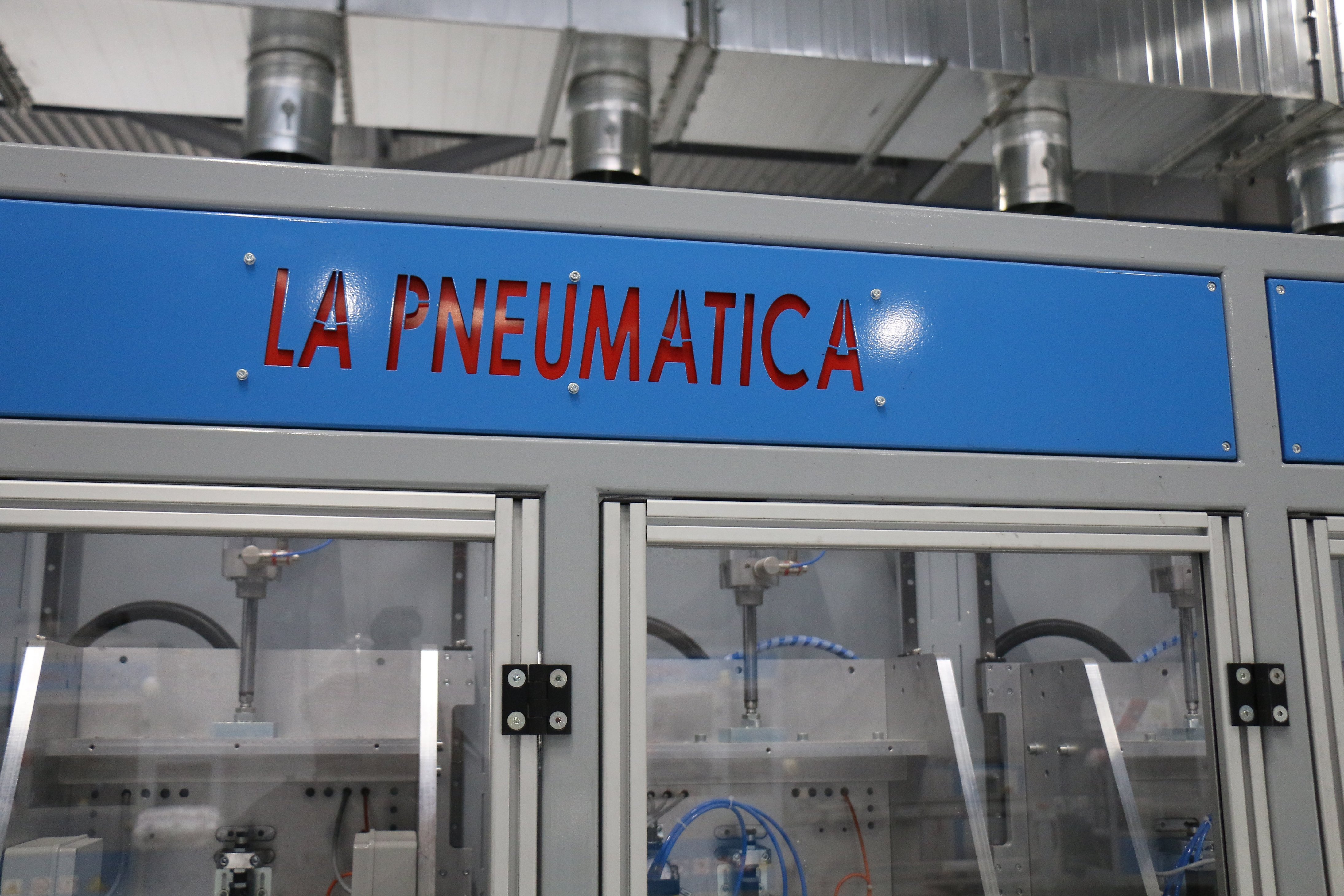 predstaviteli-italyanskix-kompanij-lapneumatica-i-ferrazza-srl-unipers